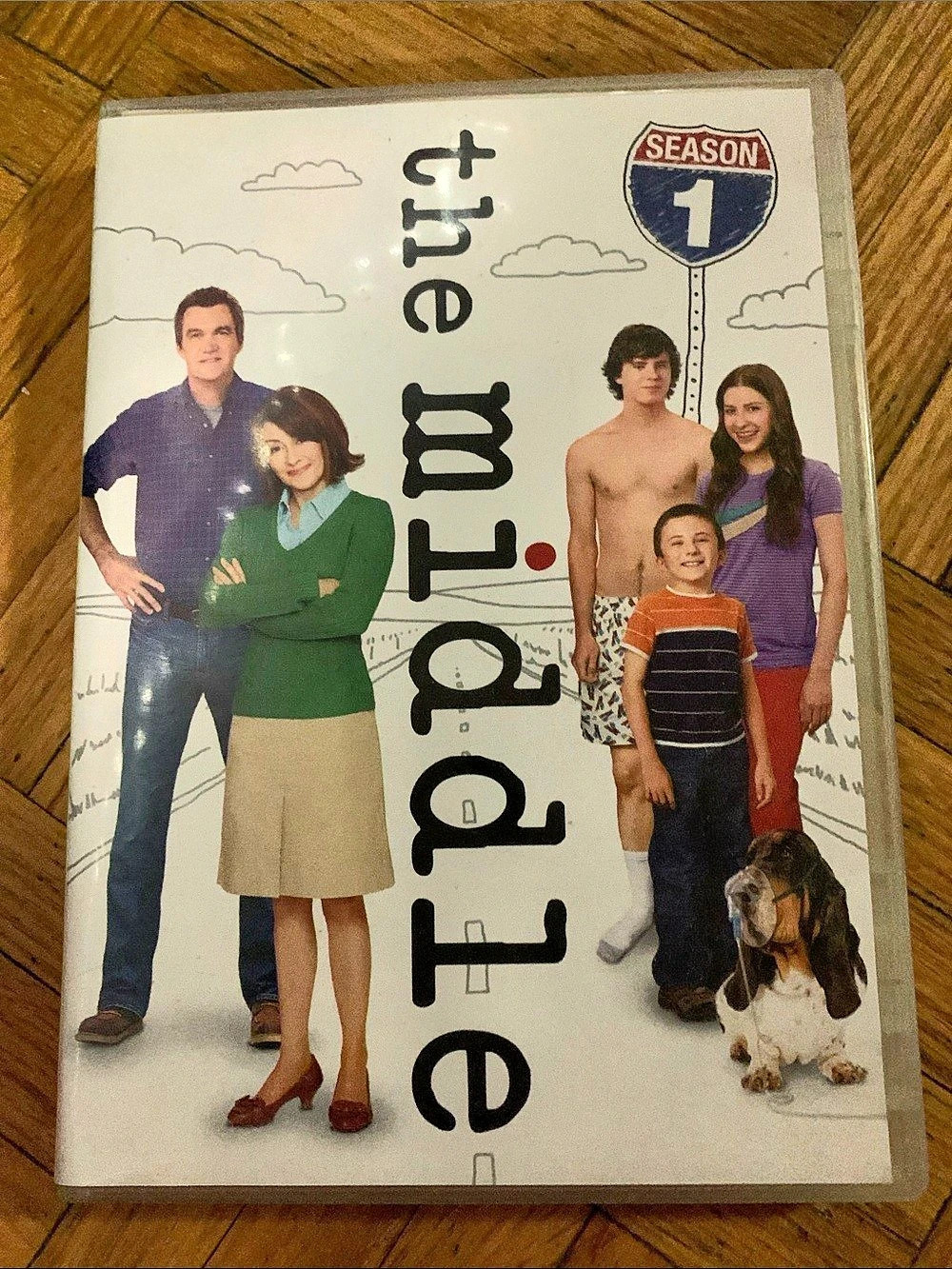 Warner Bros. The Middle: The Complete First Season. Complete First Season DVD